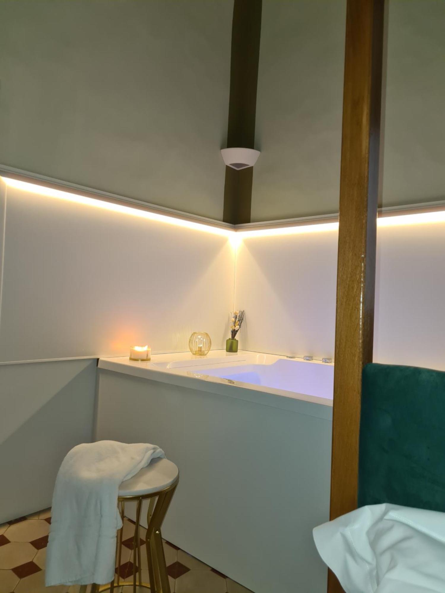 Toscano Palace Luxury Rooms Катания Экстерьер фото